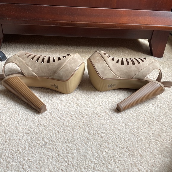 Charlotte Russe heels - Picture 4 of 4